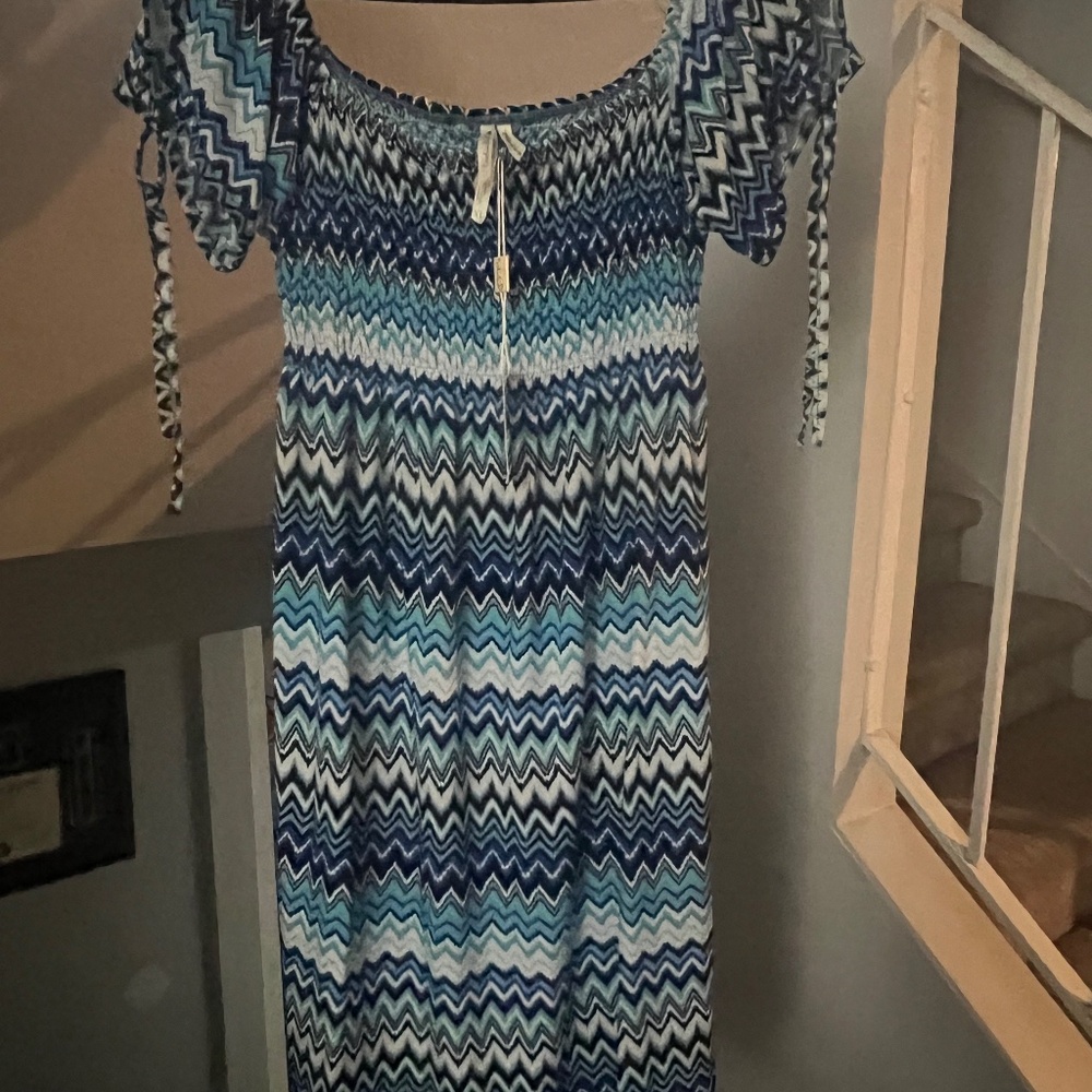 Blue dress